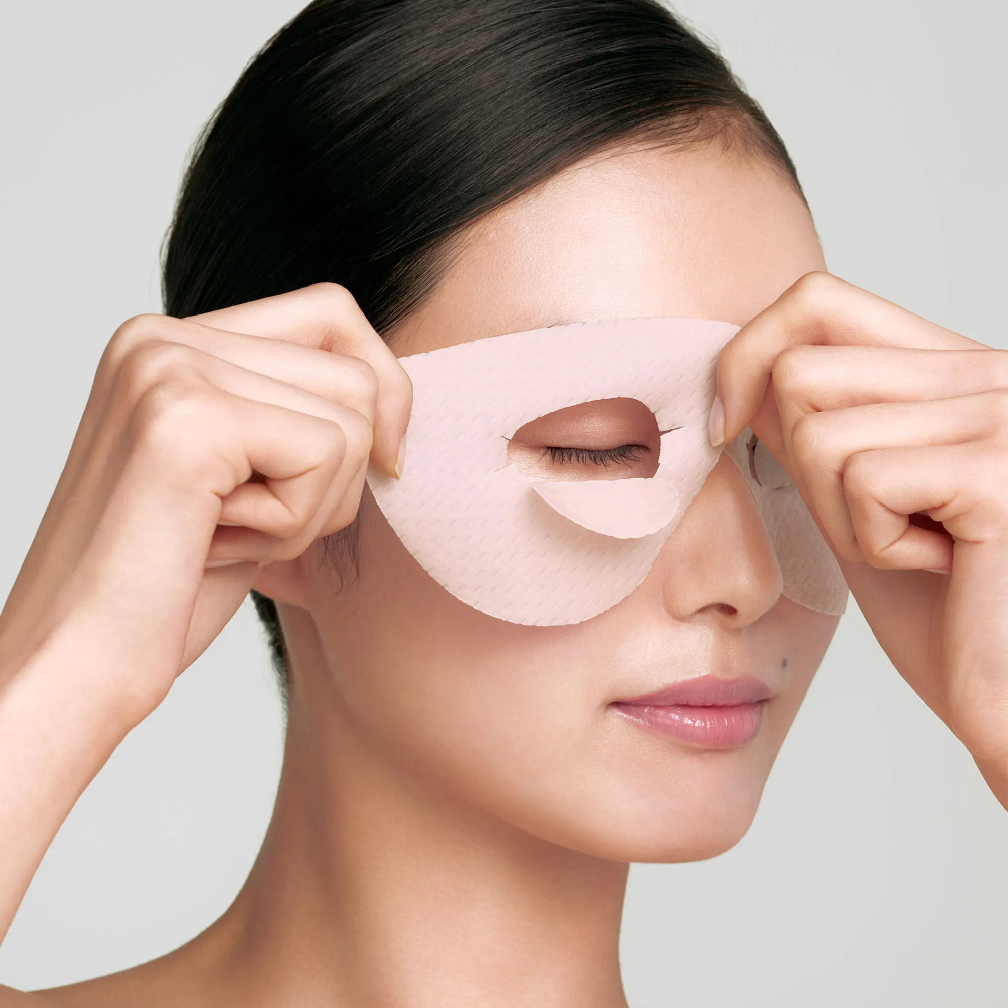 Clé de Peau Beauté Synactif Eye Mask
