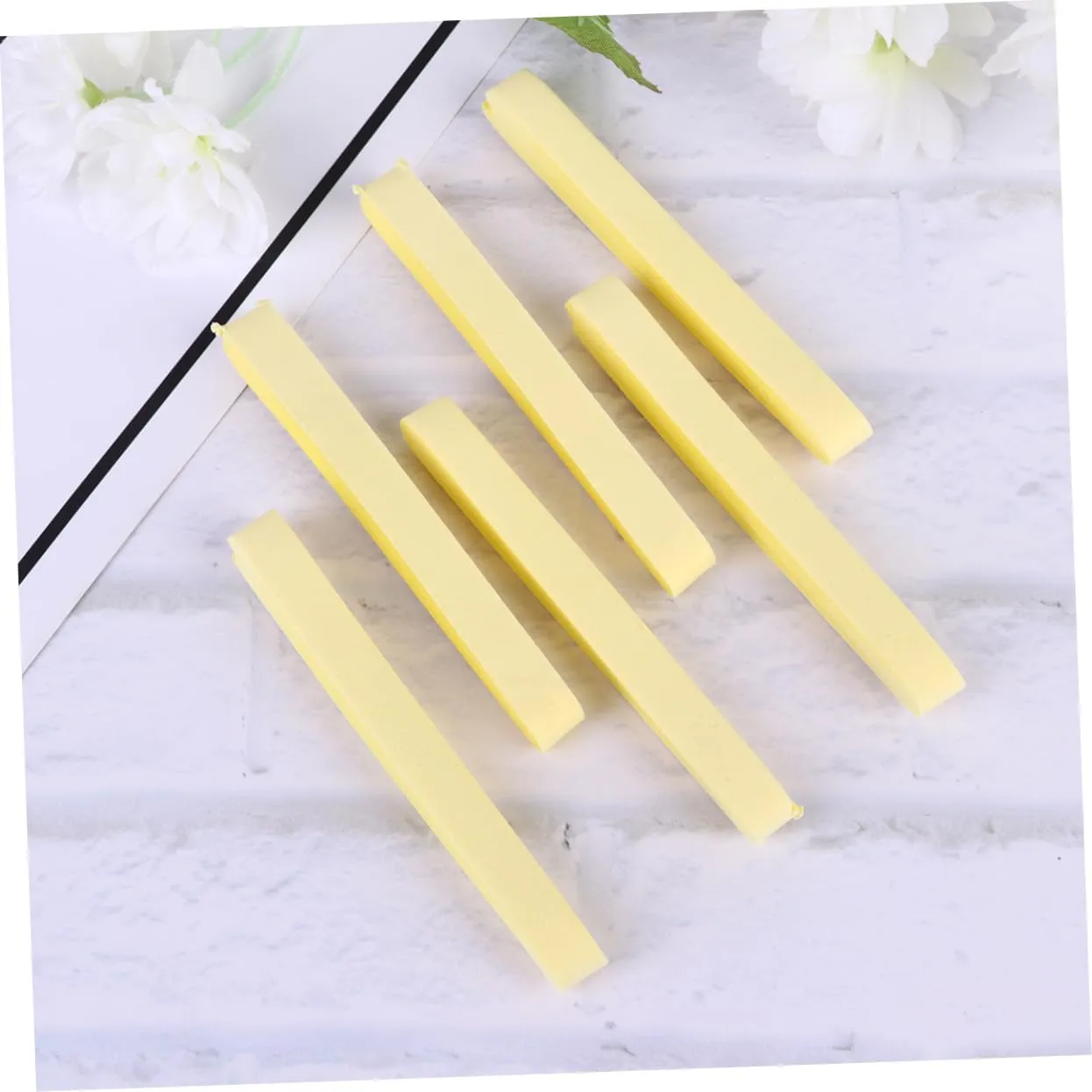PartyKindom 60 Pack Makeup Puff Cleaning for Women Portable Absorbent Makeup Removal Sponge