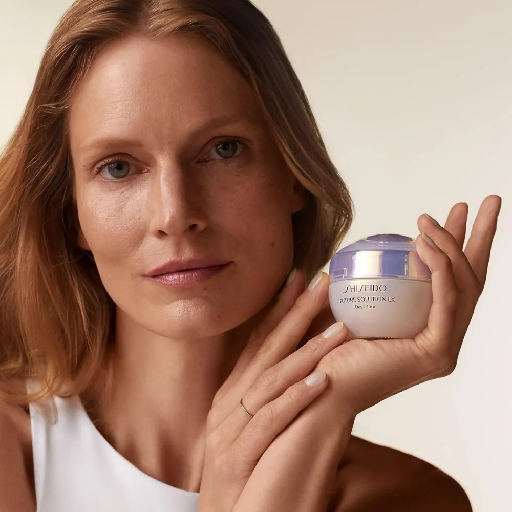 Shiseido Future Solution LX Total Protective Cream SPF20