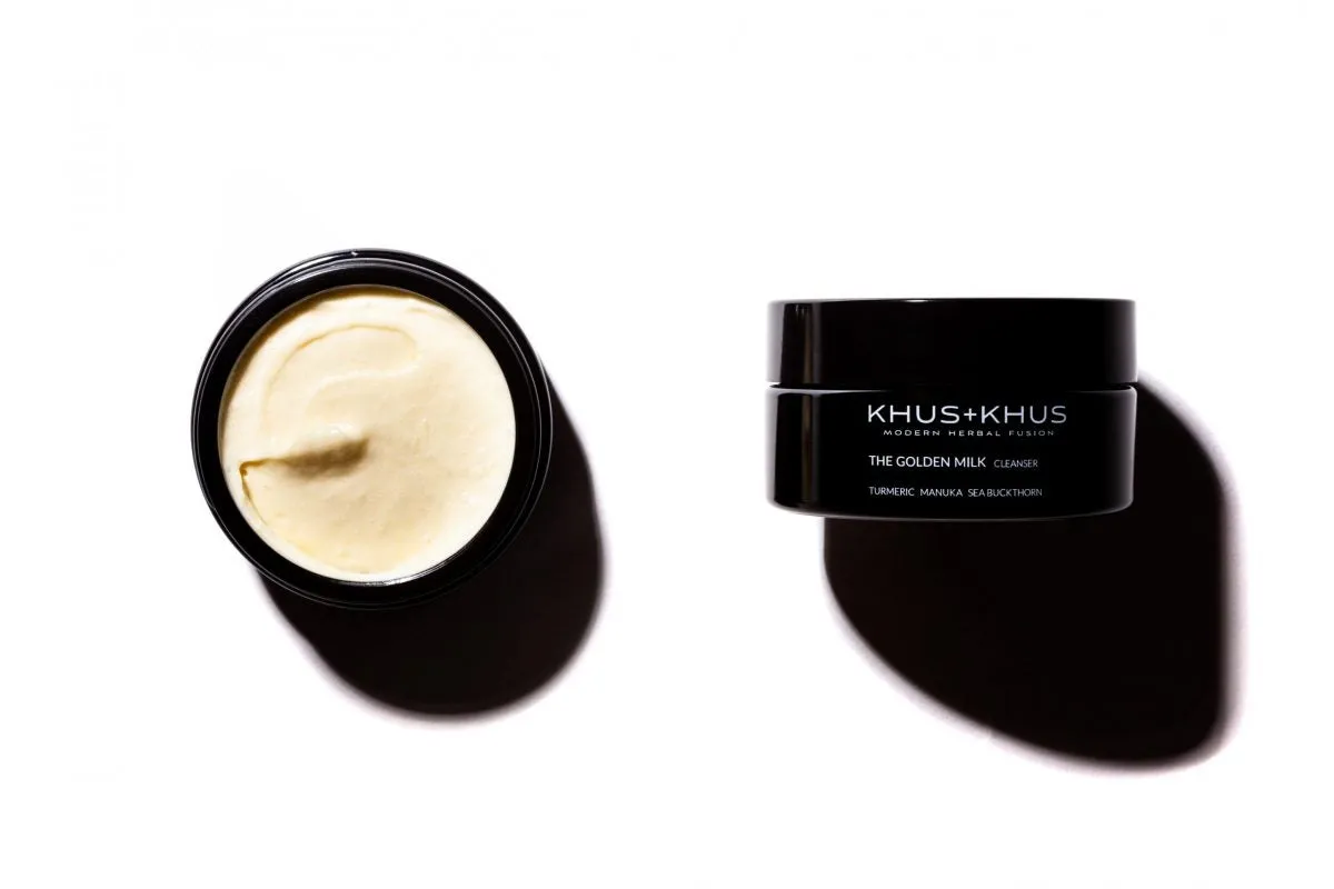 THE GOLDEN MILK CLEANSER